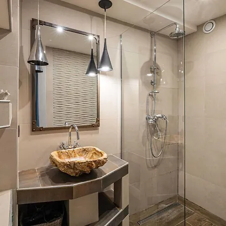 Apartmán Sublime Loft 2br-6p - Hyper Center